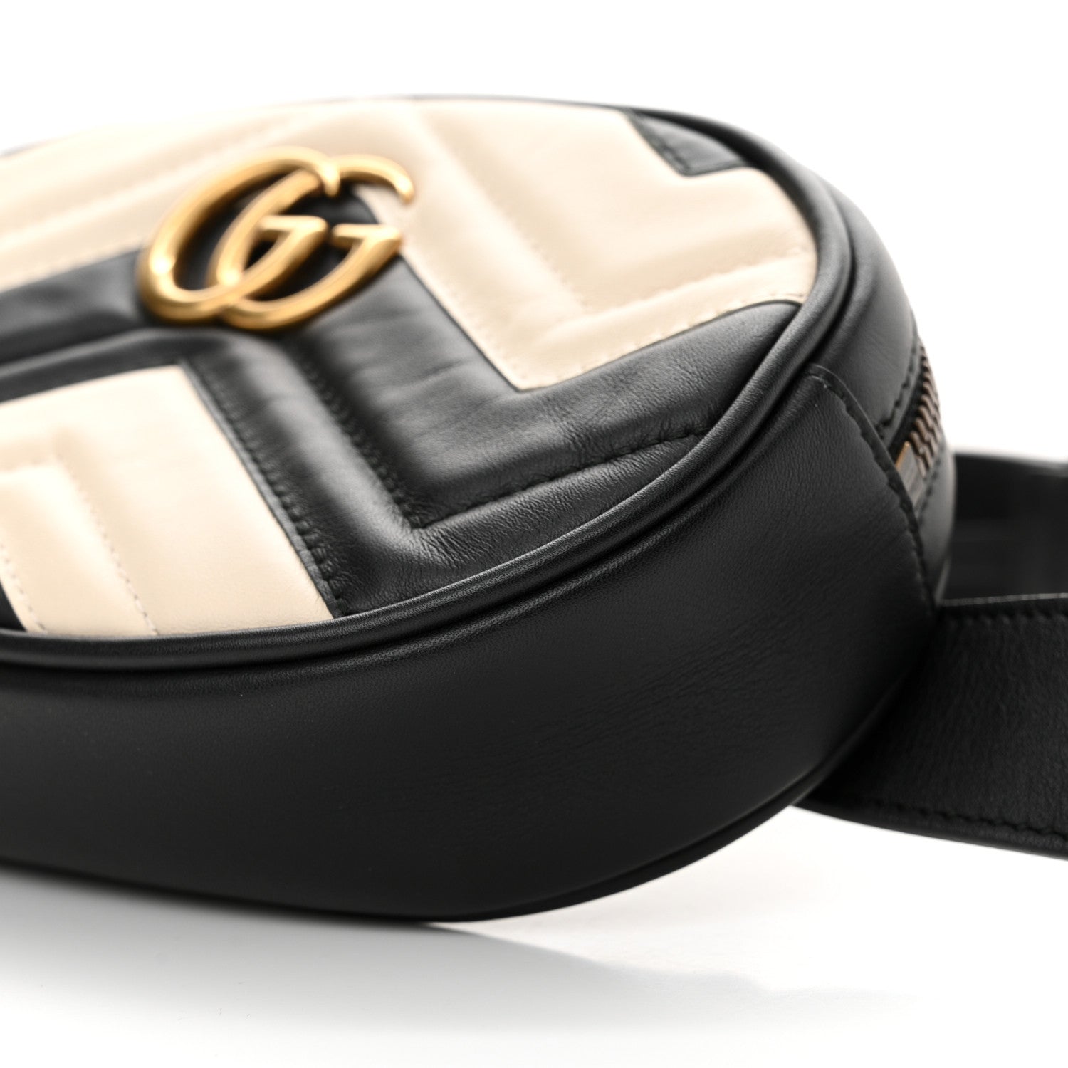 Gucci Calfskin Matelasse GG Marmont Belt Bag 75 30 Black White 10 of 10