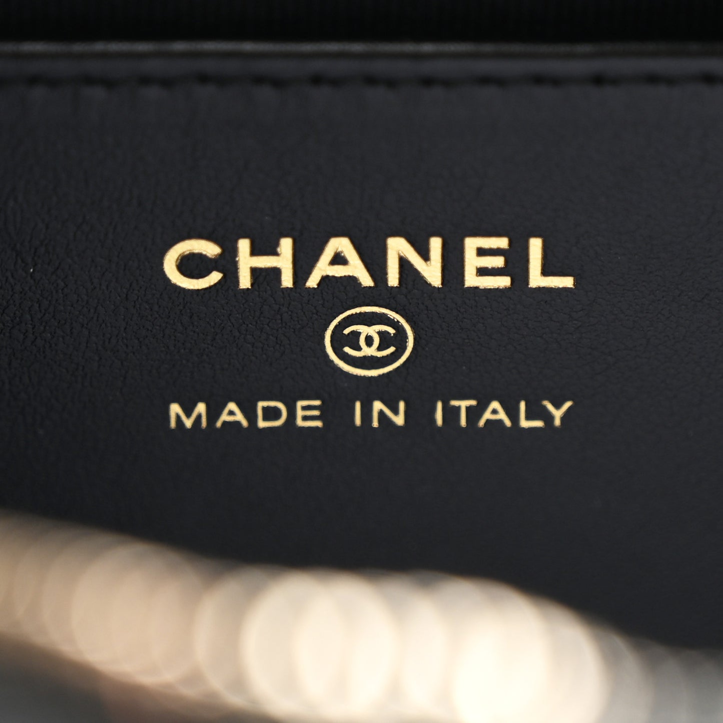 Shiny Caviar Quilted Bow Pouch Hobo Black