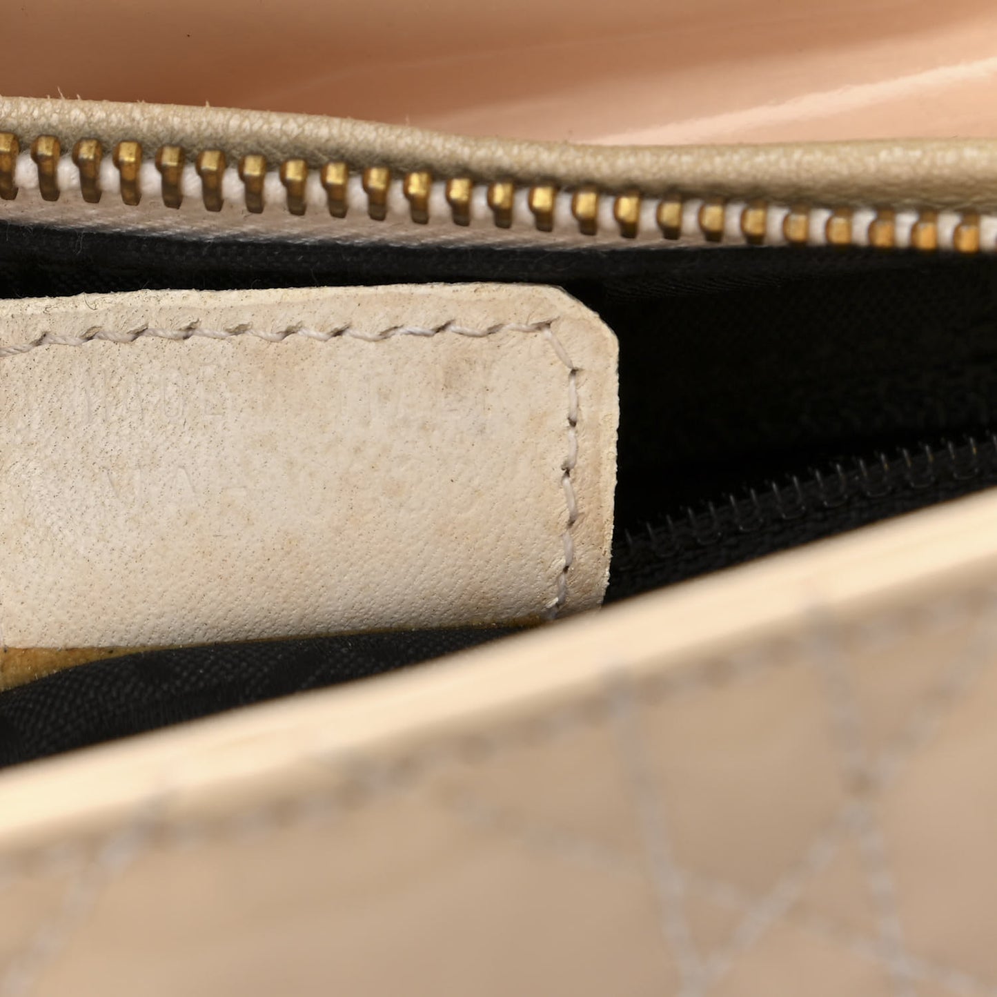 Patent Cannage Medium Lady Dior Beige