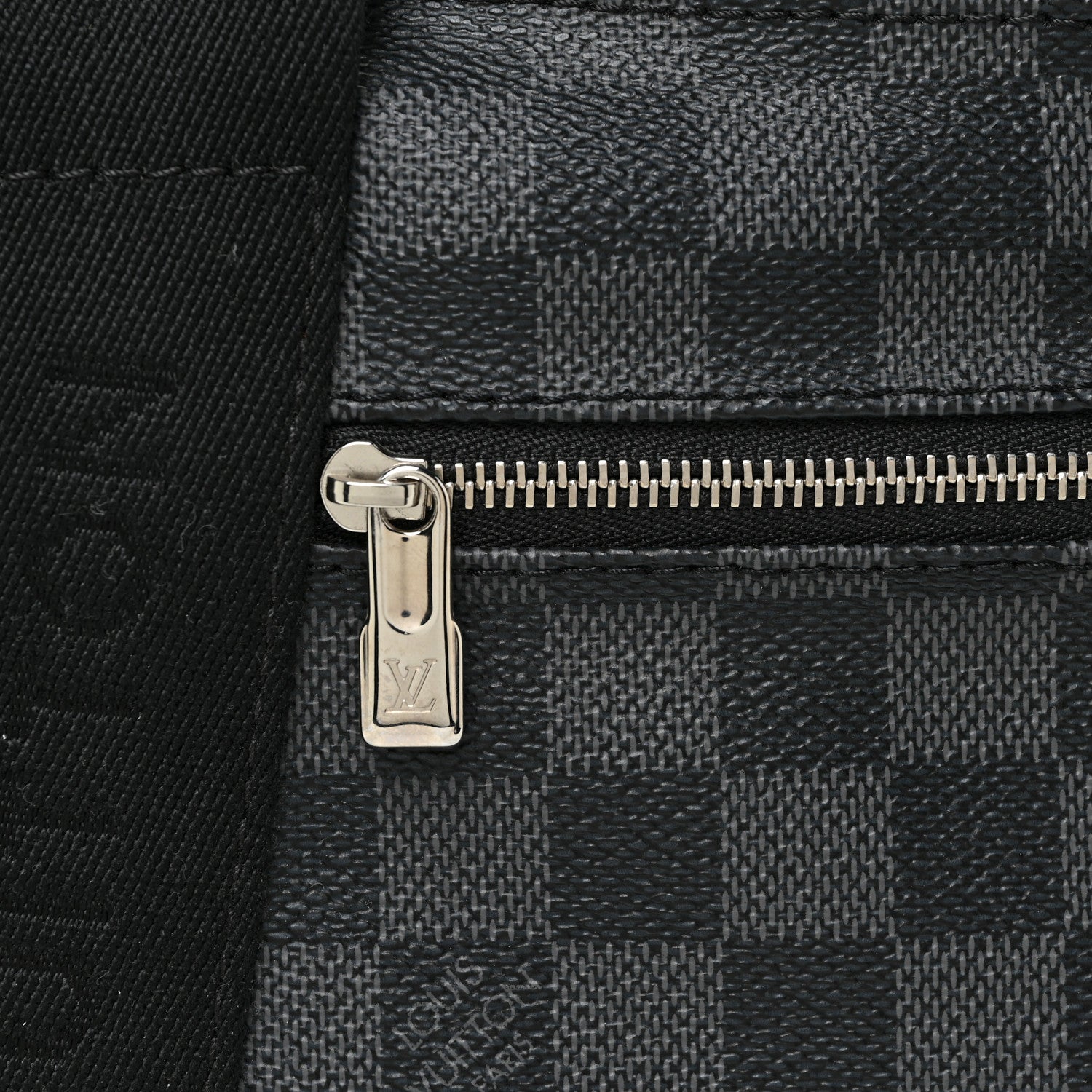 Louis Vuitton Damier Graphite Neo Eole 55 8 of 12