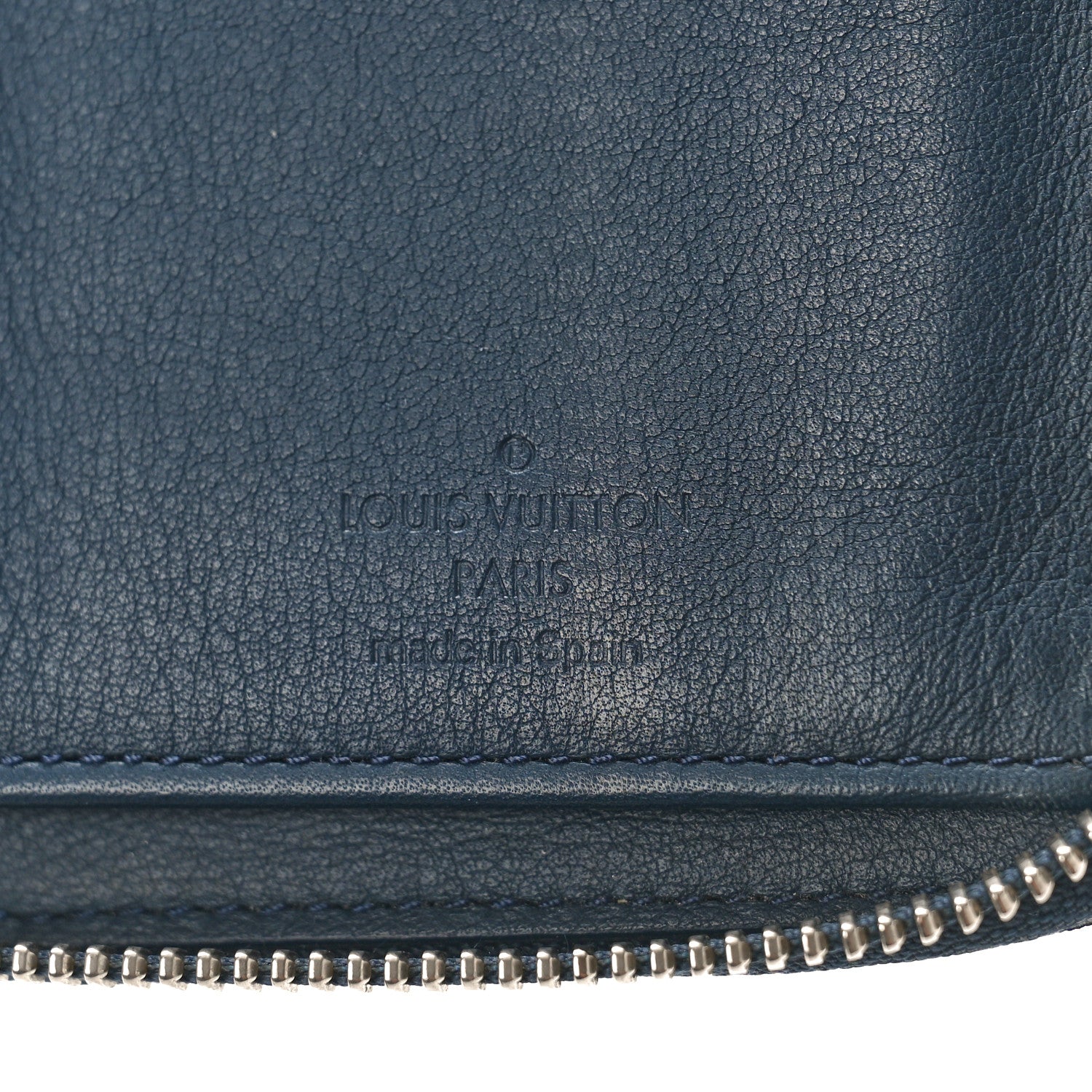 Louis Vuitton Taurillon Vertical Zippy Wallet Navy 6 of 10
