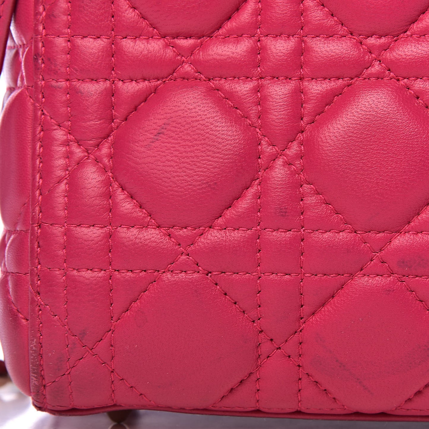 Lambskin Cannage Medium Lady Dior Fuchsia