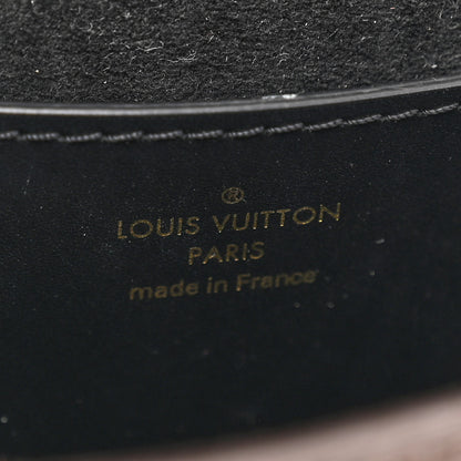 Louis Vuitton Reverse Monogram Tilsitt 6 of 12