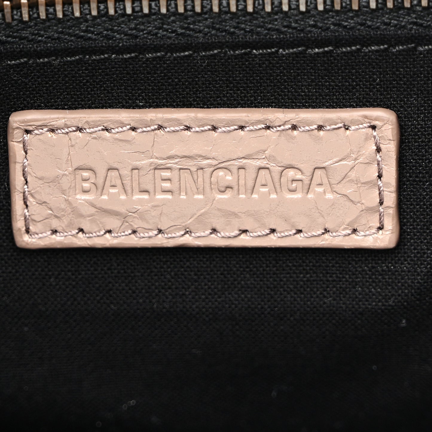 Arena Lambskin Classic Hardware Medium Le City Hobo Bag Sesame