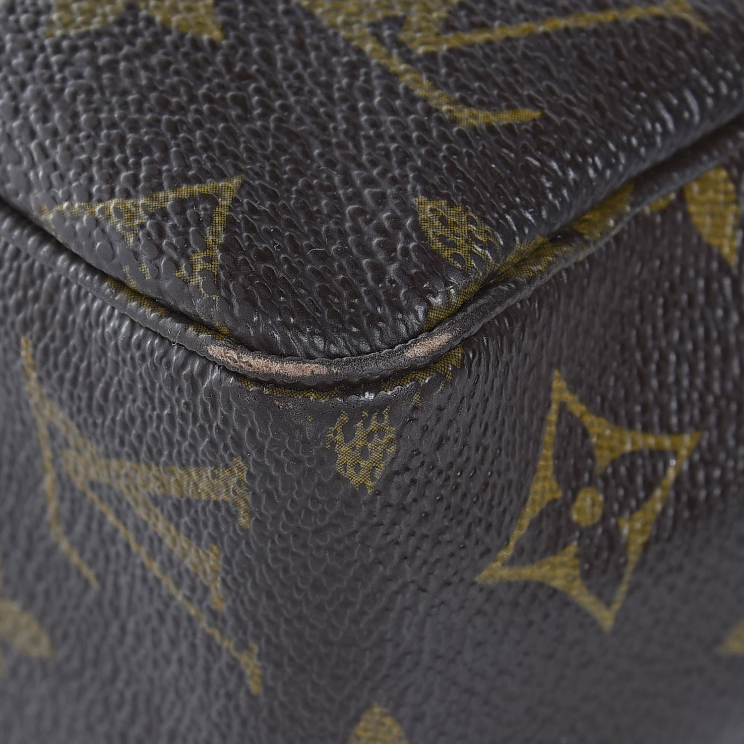 Louis Vuitton Monogram Trousse Toilette 28 12 of 14