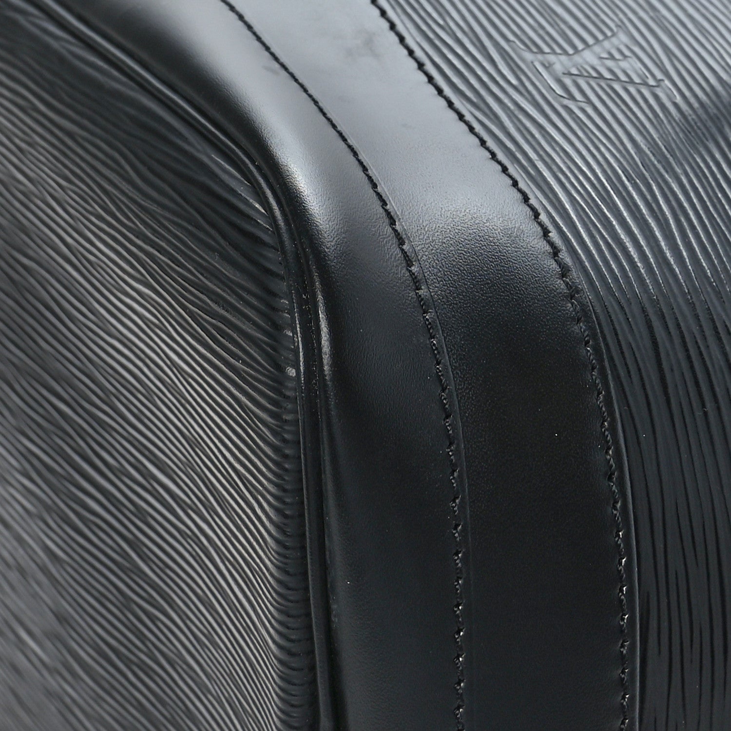 Louis Vuitton Epi Noe Black 7 of 9