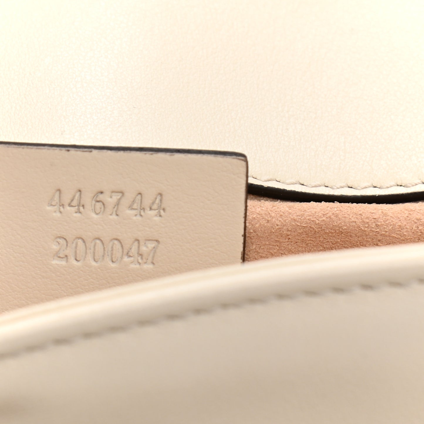 Calfskin Matelasse Mini GG Marmont Shoulder Bag White