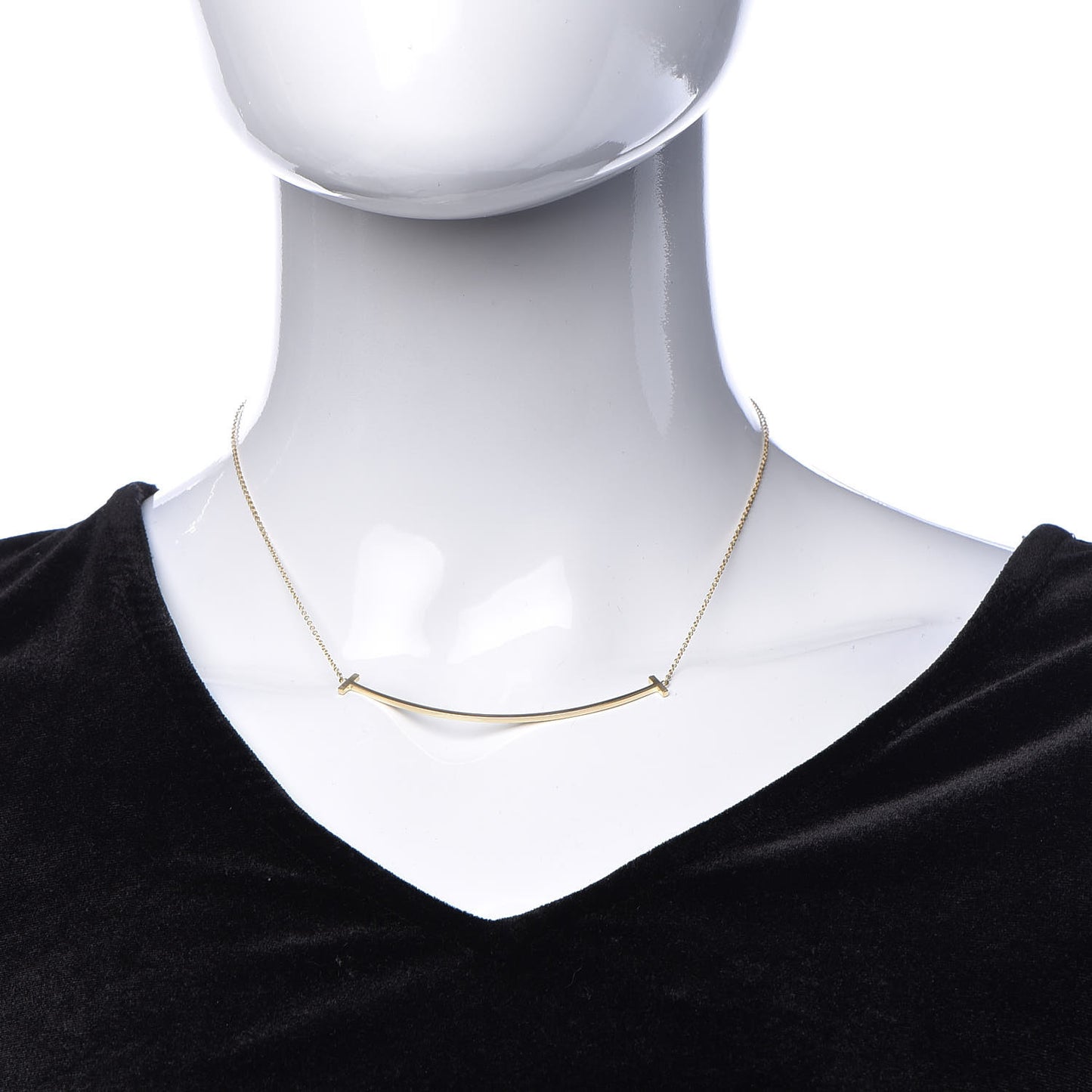 18K Yellow Gold Large T Smile Pendant Necklace