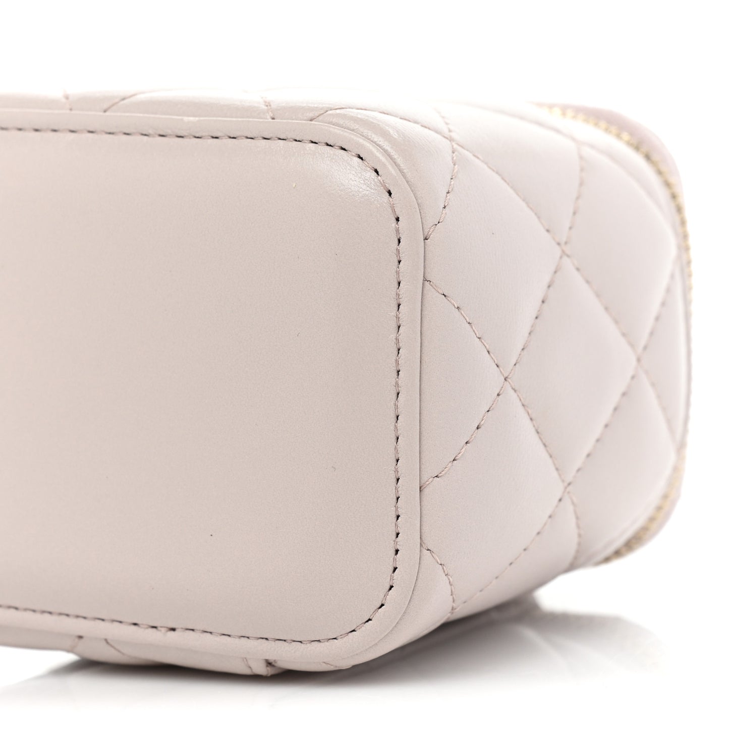 Lambskin Quilted Pearl Crush Mini Vanity Case With Chain Light Purple