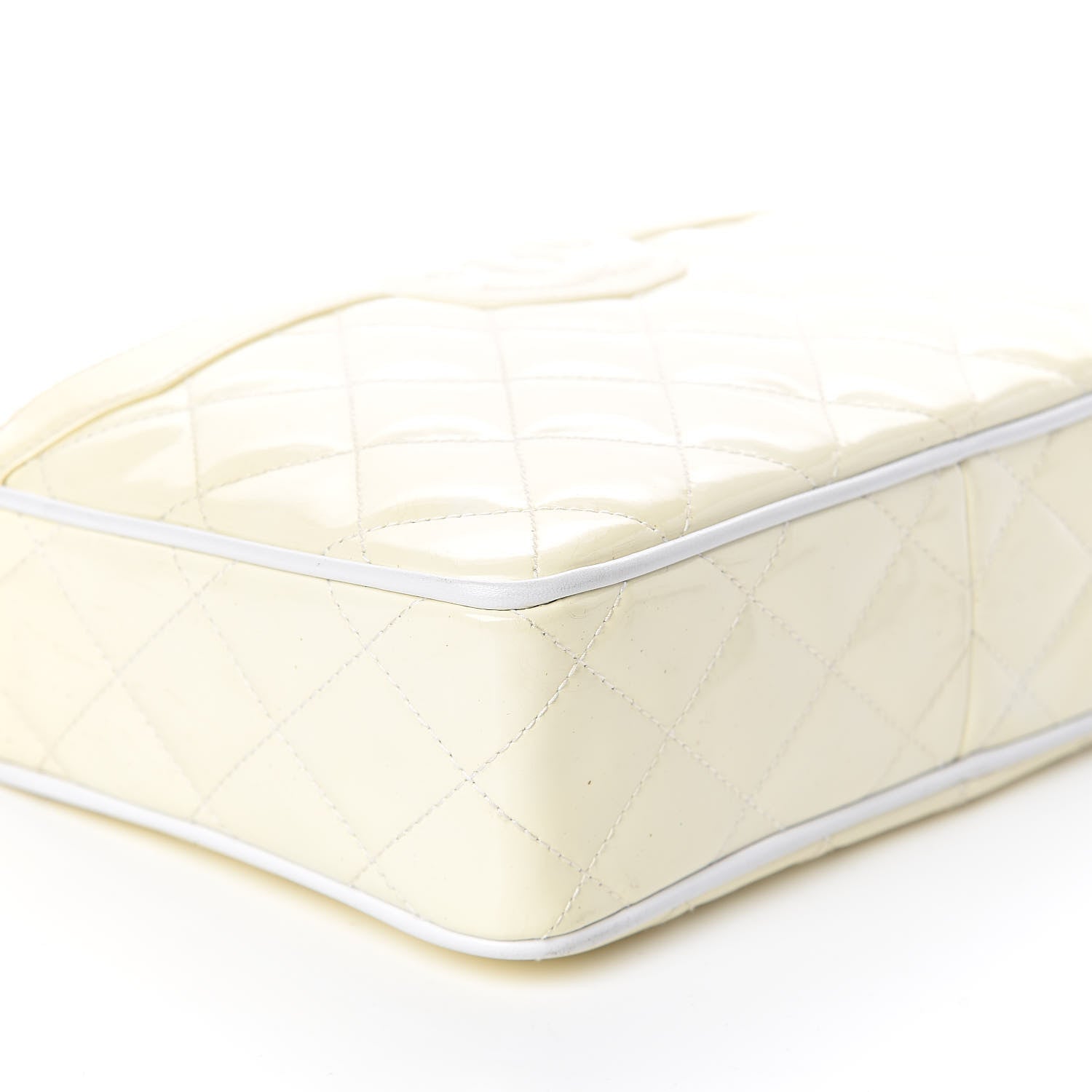 Chanel Patent Calfskin Quilted CC Tassel Camera Case White 10 of 11