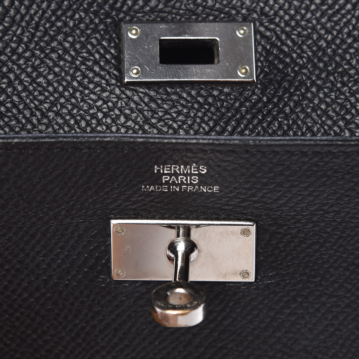 Epsom Kelly Longue Wallet Black