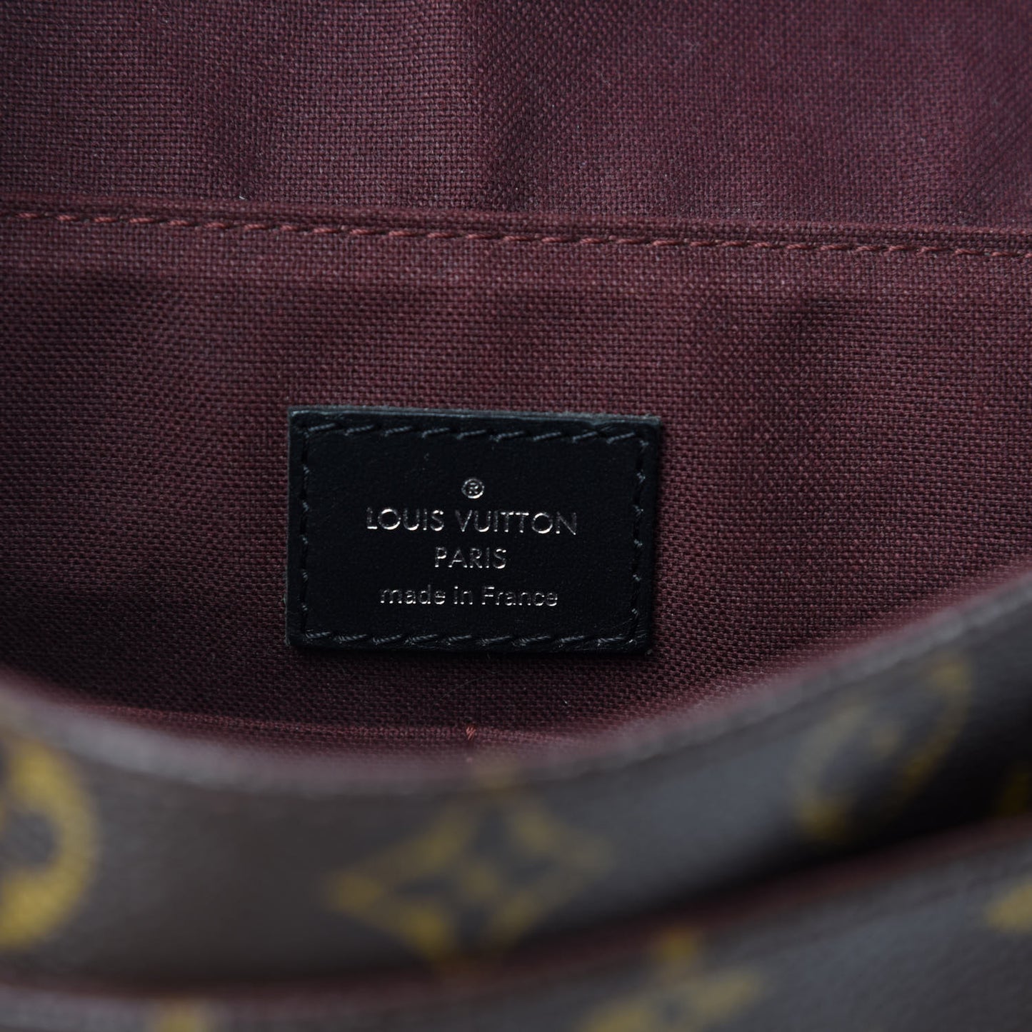 Monogram Macassar District PM