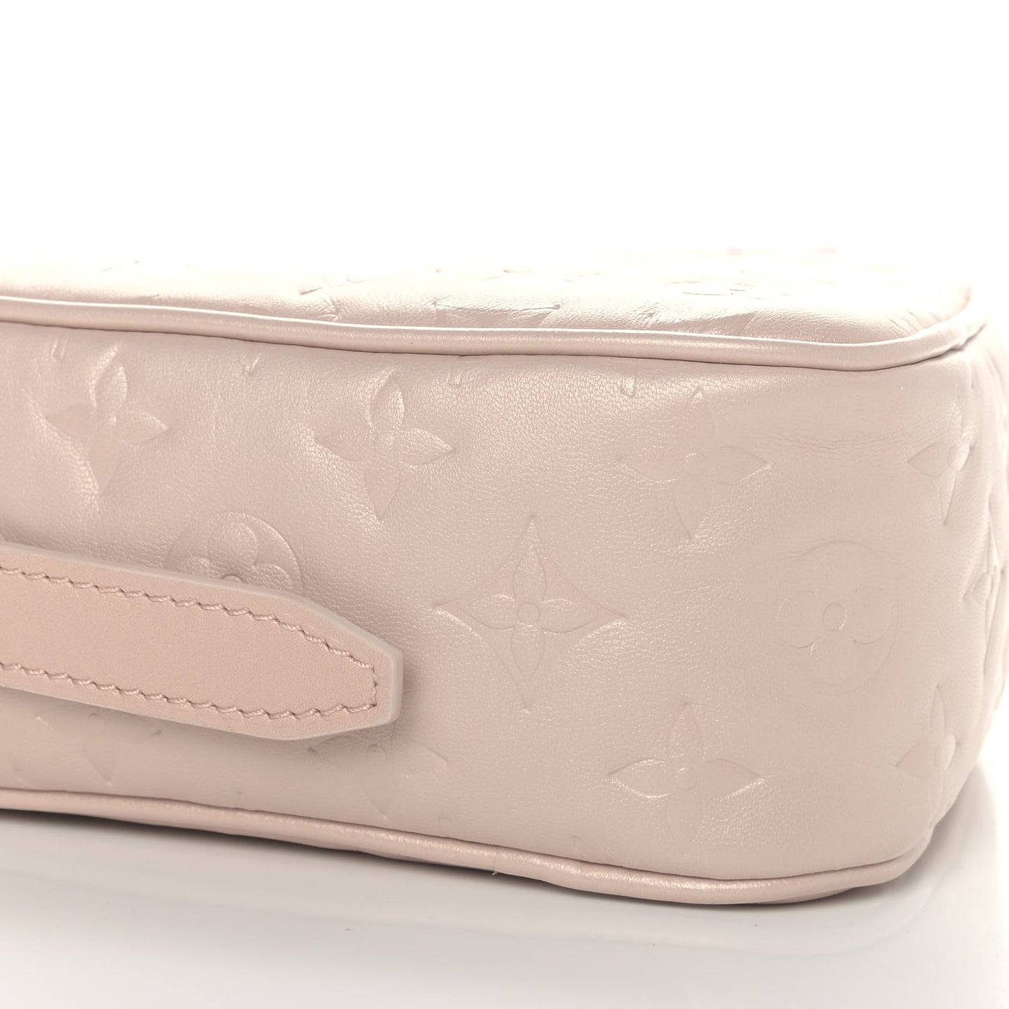 Lambskin Embossed Monogram Fall In Love Sac Coeur Light Pink