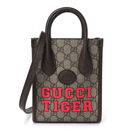 Gucci GG Supreme Monogram Textured Dollar Calfskin Web Gucci Tiger Mini Retro Interlocking G Tote Bag Beige Ebony Live Red New Shamarock New Acero 1 of 9
