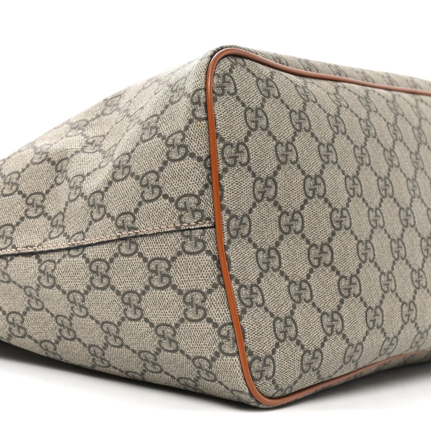 Soft GG Supreme Monogram Medium Crossbody Tote Beige Cuir