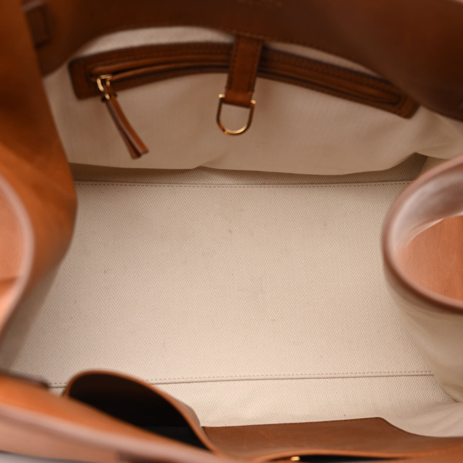 The Row Polished Saddle Calfskin Soft Margaux 15 Cuir 5 of 17
