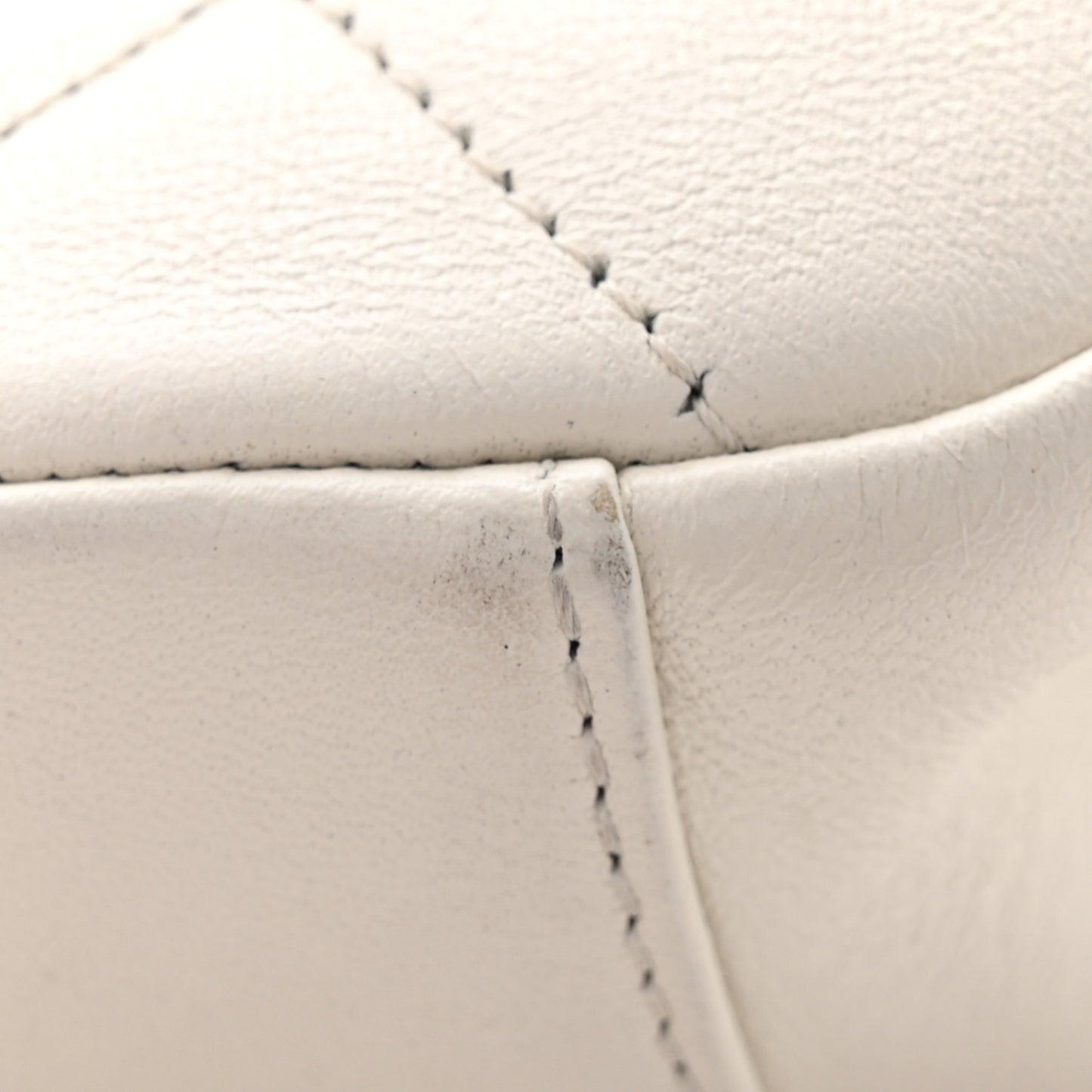 Lambskin A Real Catch Flap Bag White