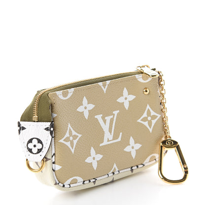 Louis Vuitton Monogram Giant Micro Pochette Accessories Kaki White 2 of 5