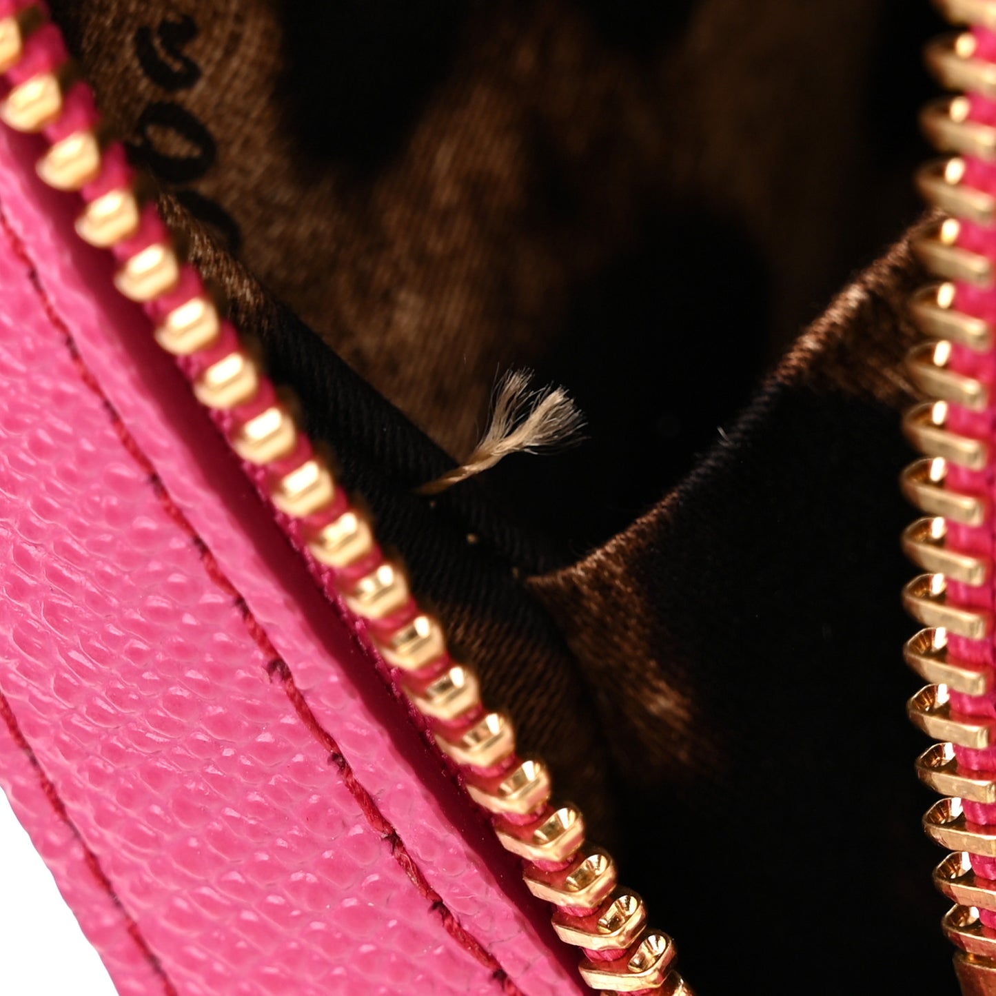 Dauphine Round Crossbody Pink