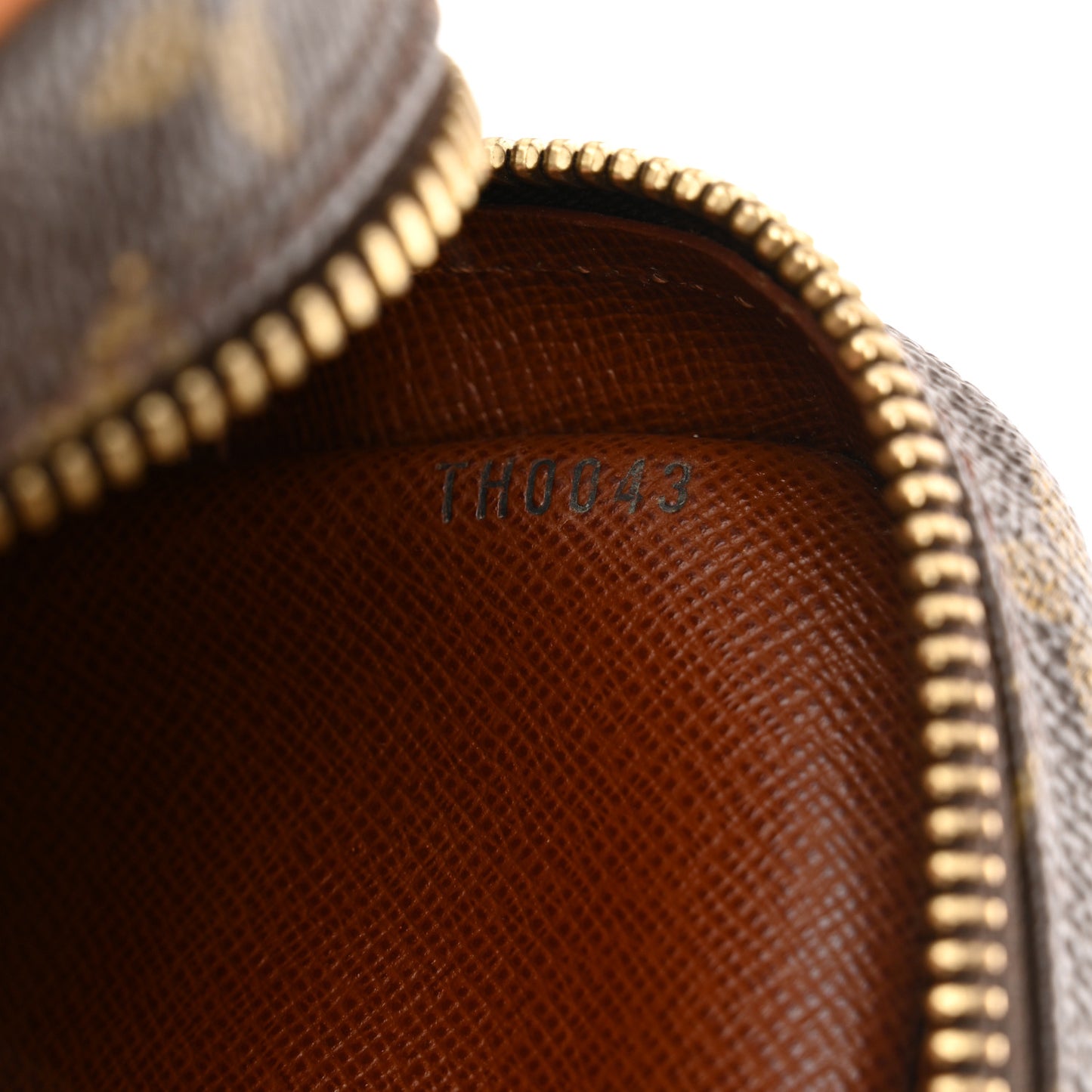Monogram Amazone
