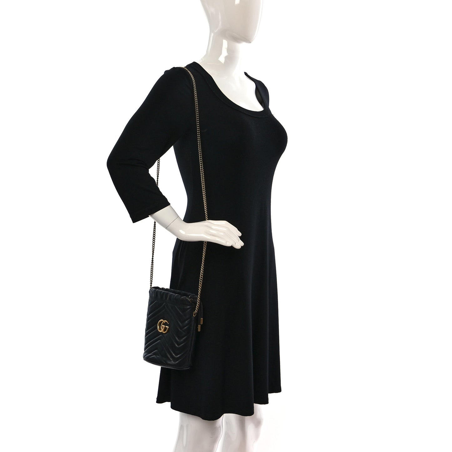 Calfskin Matelasse Mini GG Marmont 2.0 Bucket Bag Black
