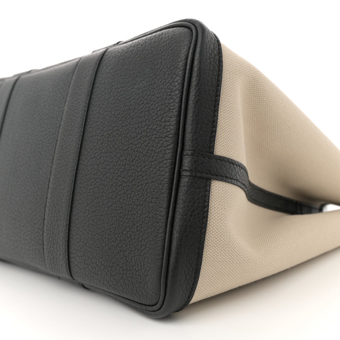 Twill D Negonda Garden Party 36 MM Tote Beton Black