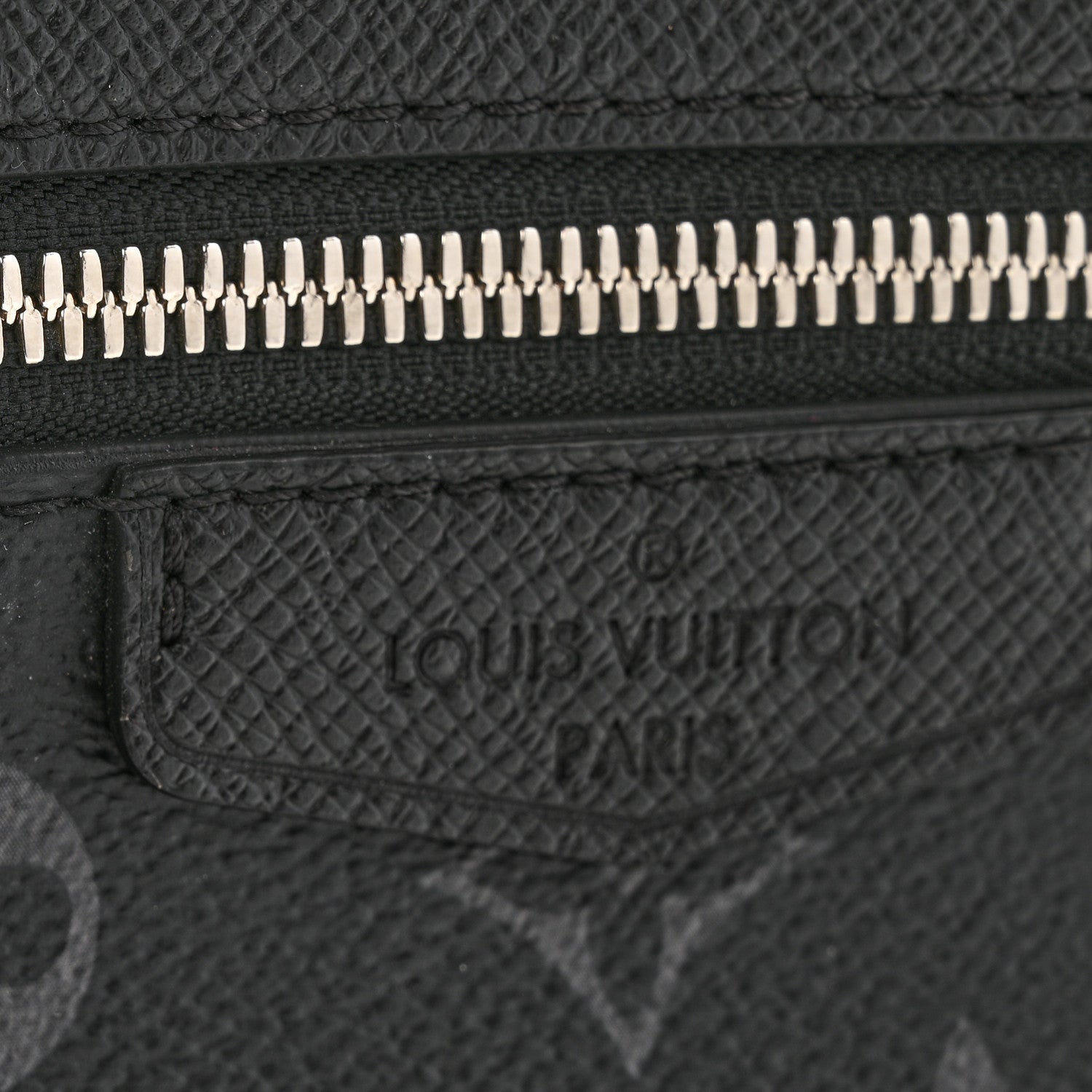 Louis Vuitton Taiga Monogram Eclipse Outdoor Messenger Black 12 of 12