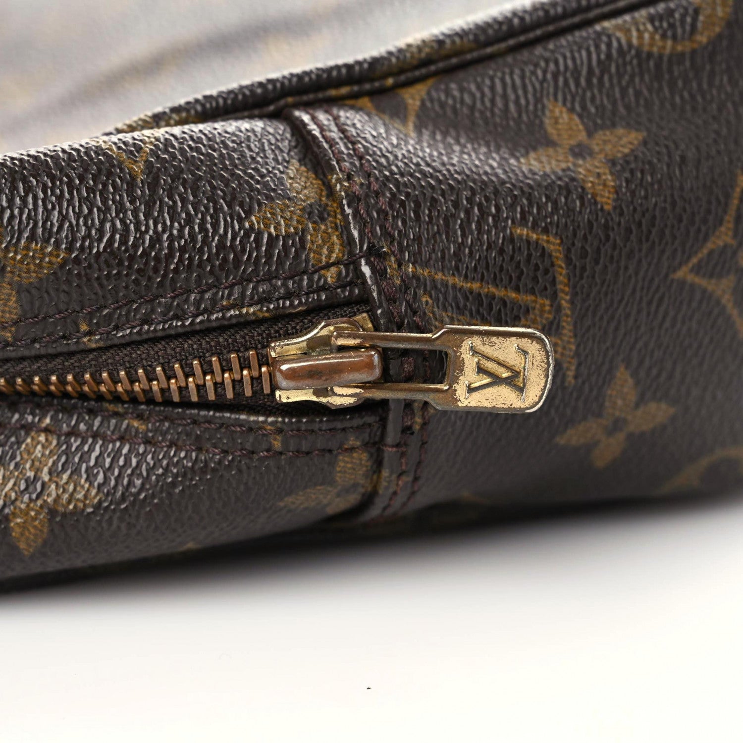 Louis Vuitton Monogram Trousse Toilette 28 8 of 14