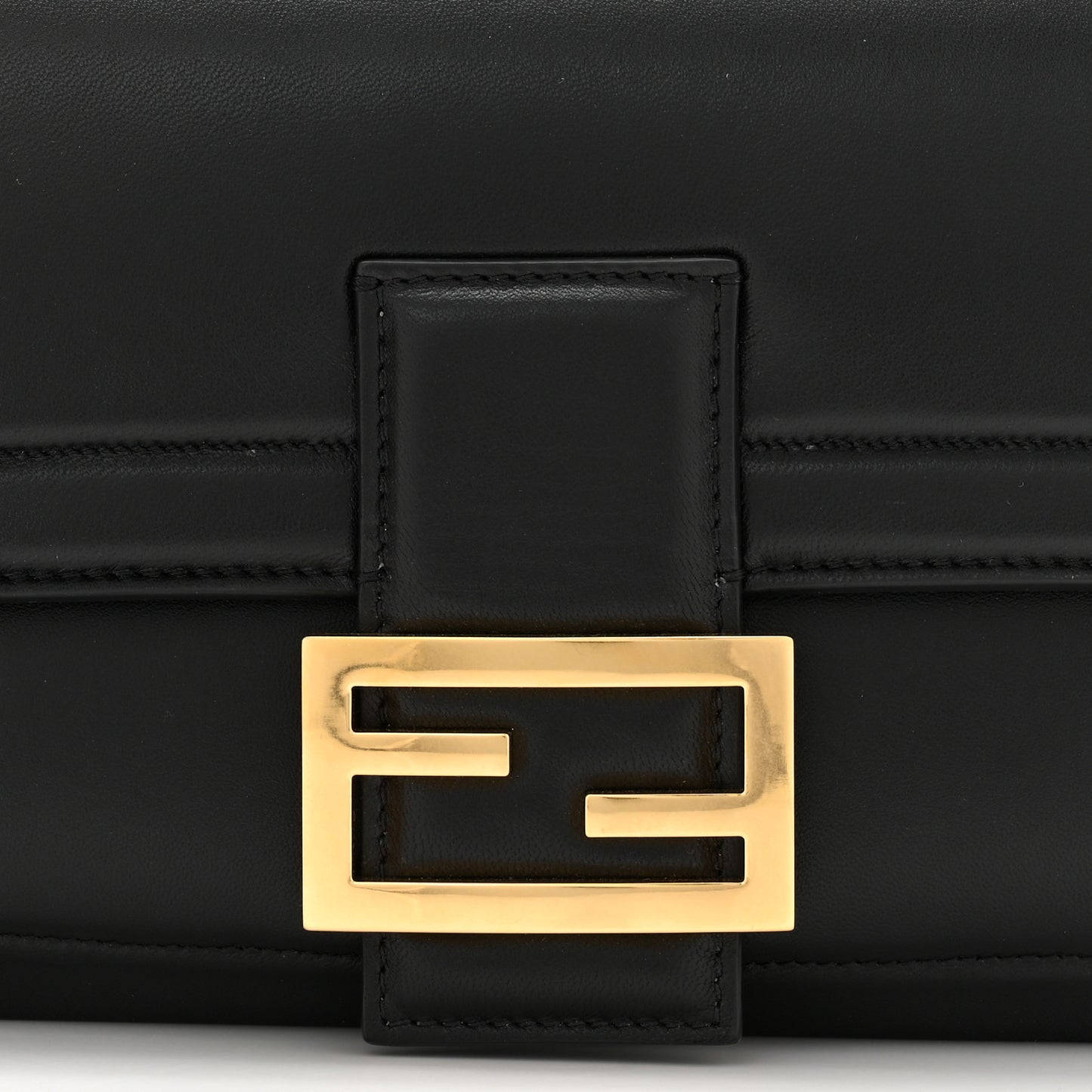 Nappa Apolo Chain Baguette Black