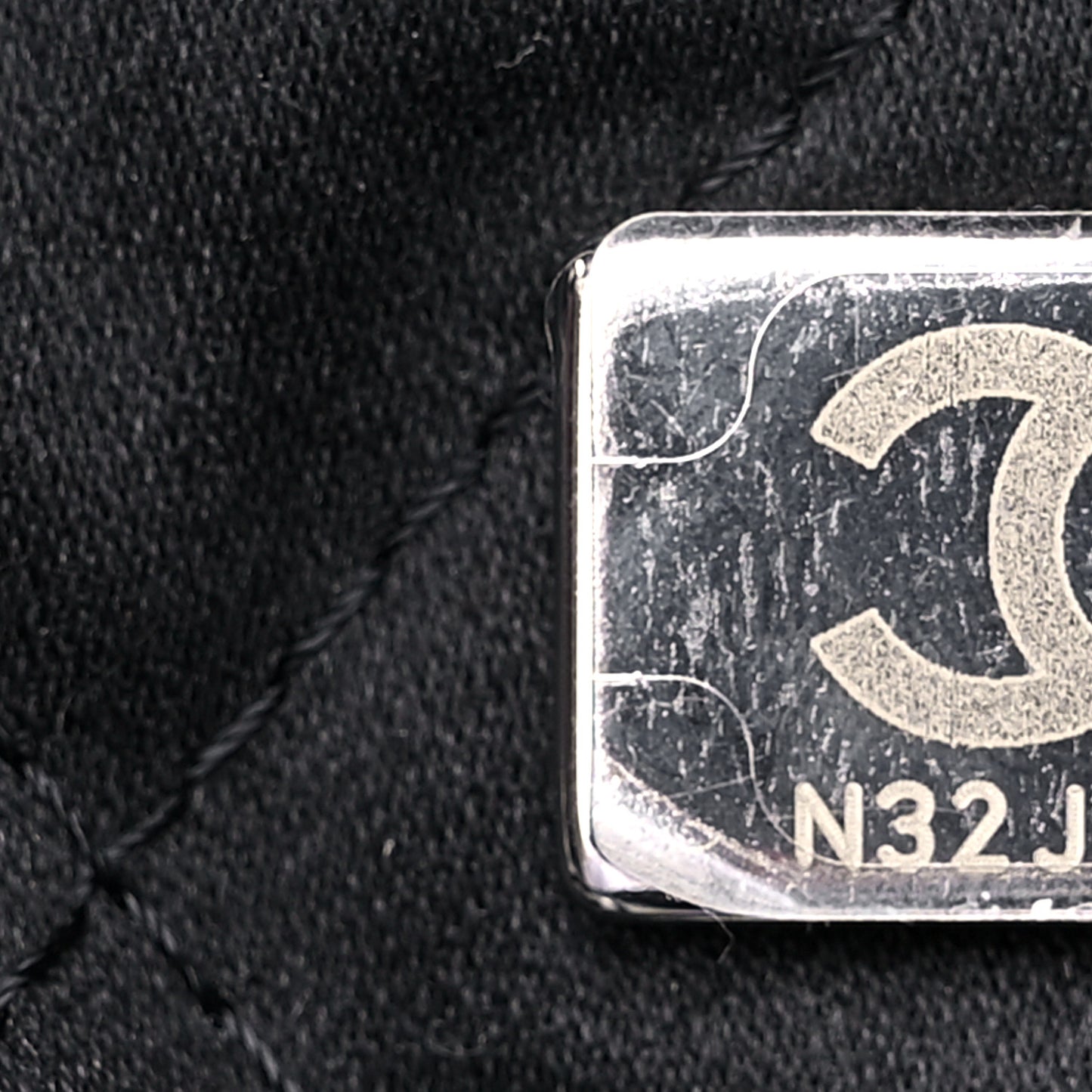 Shiny Calfskin Quilted Small Chanel 22 Black