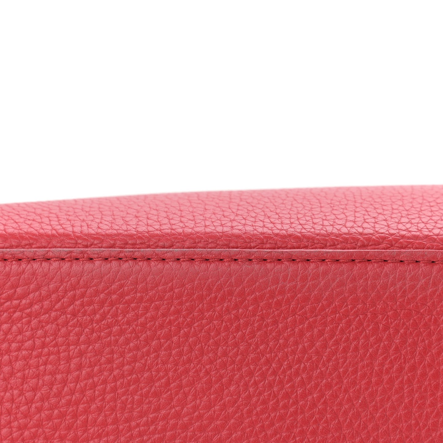 Taurillon Capucines MM Rubis