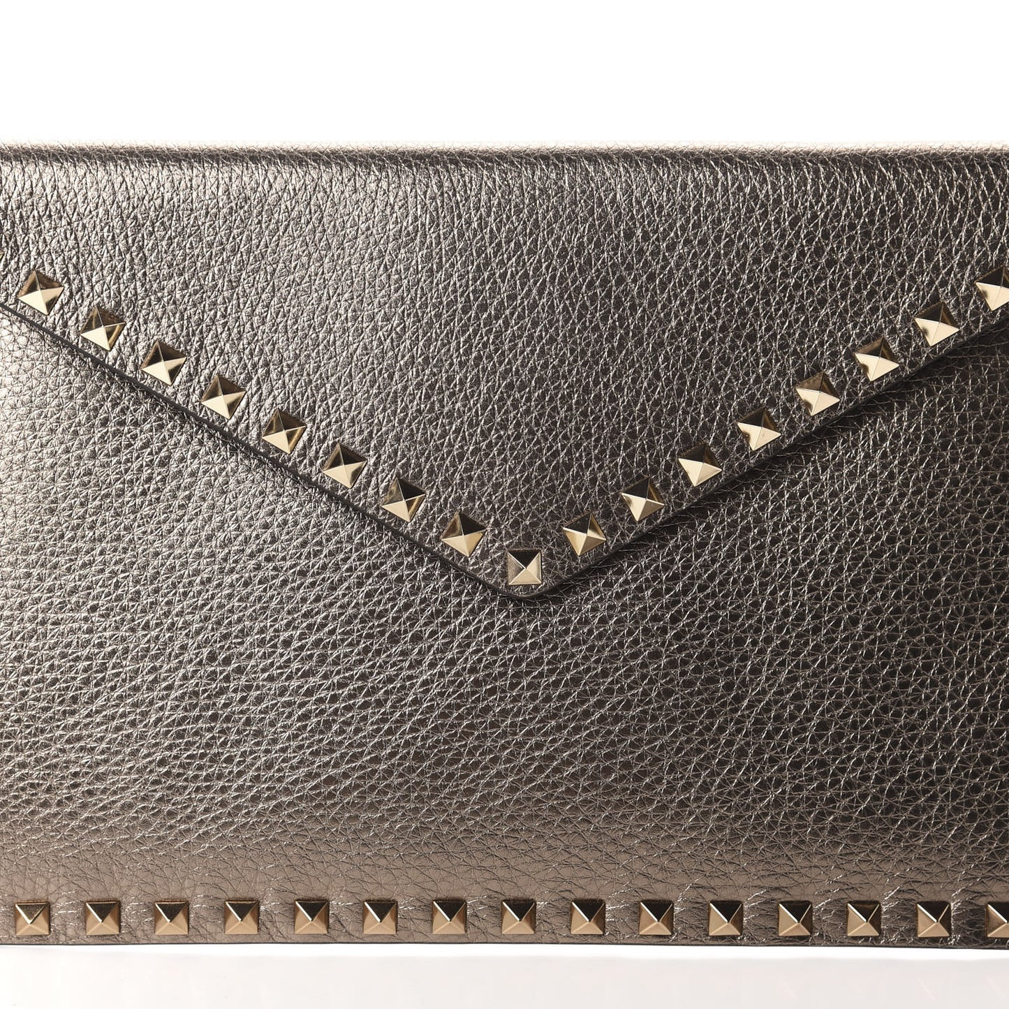 Metallic Pebbled Calfskin Large Rockstud Envelope Clutch Sasso