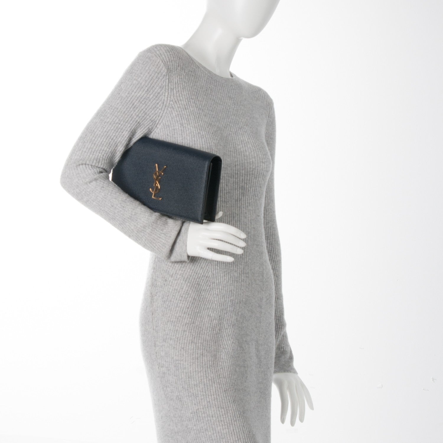 Saint Laurent Grain De Poudre Classic Monogram Clutch Navy 2 of 6