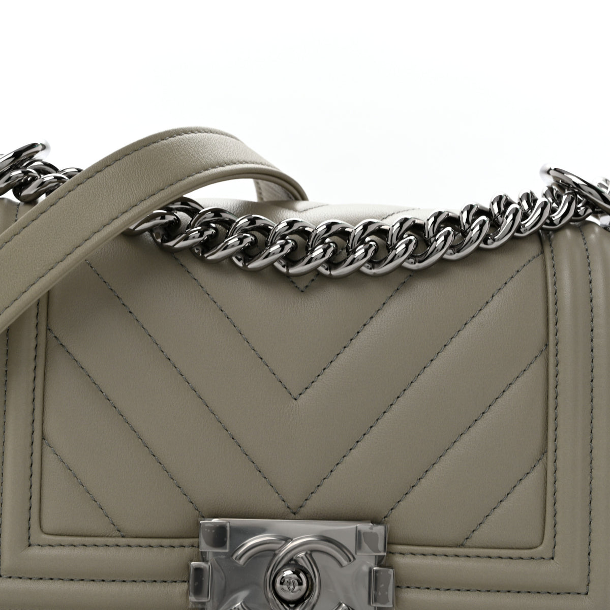 Calfskin Chevron Quilted Small Boy Flap Light Grey