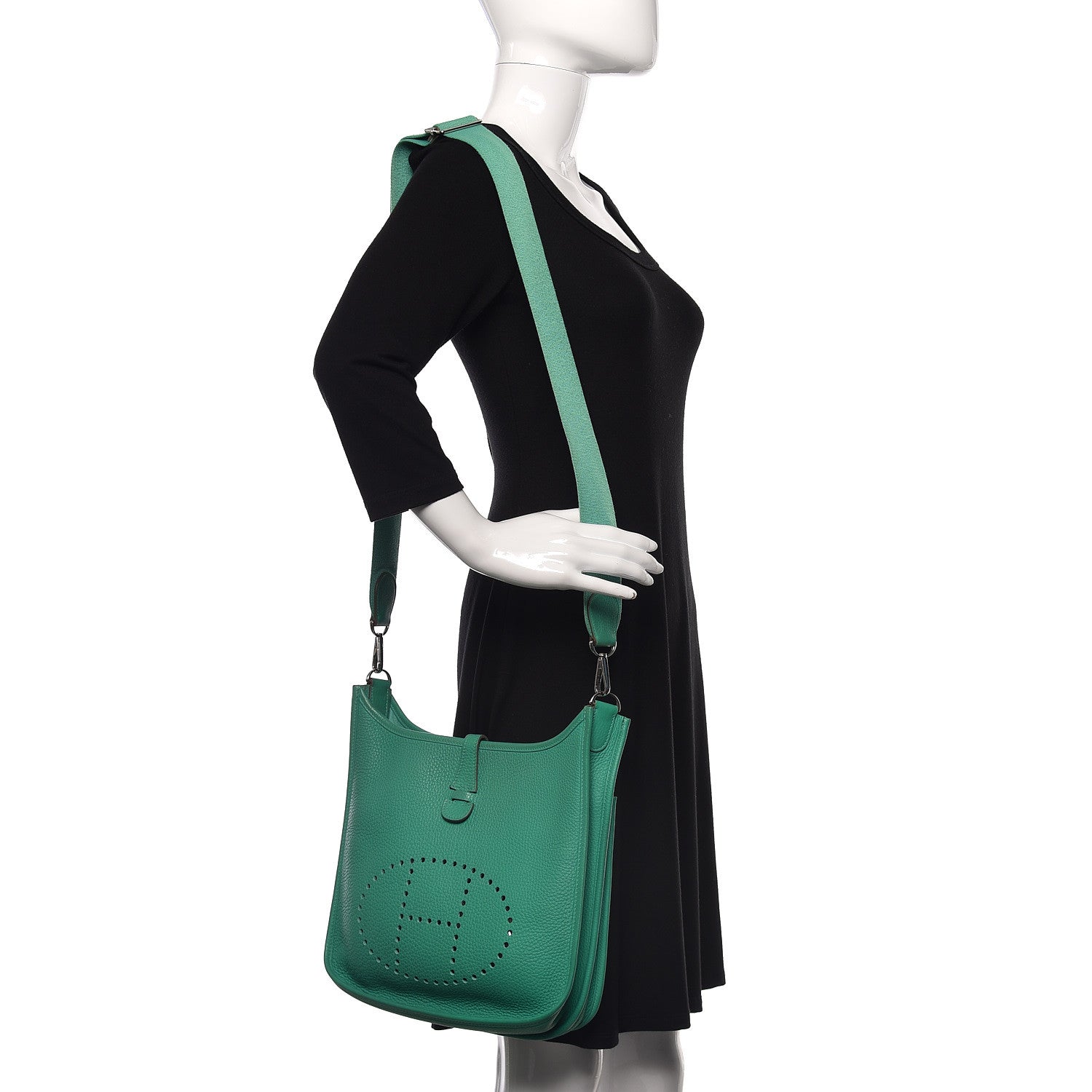 Hermes Taurillon Clemence Evelyne III PM Vert Menthe 2 of 28