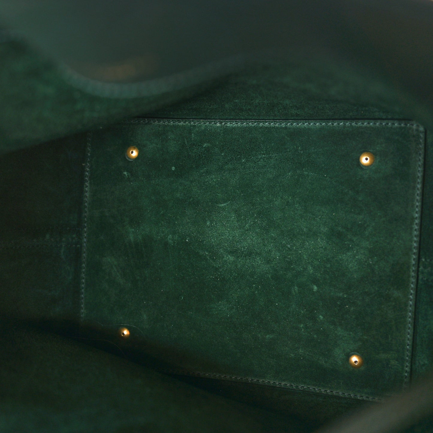 Shiny Calfskin Le 37 Bucket Bag Vert Fonce