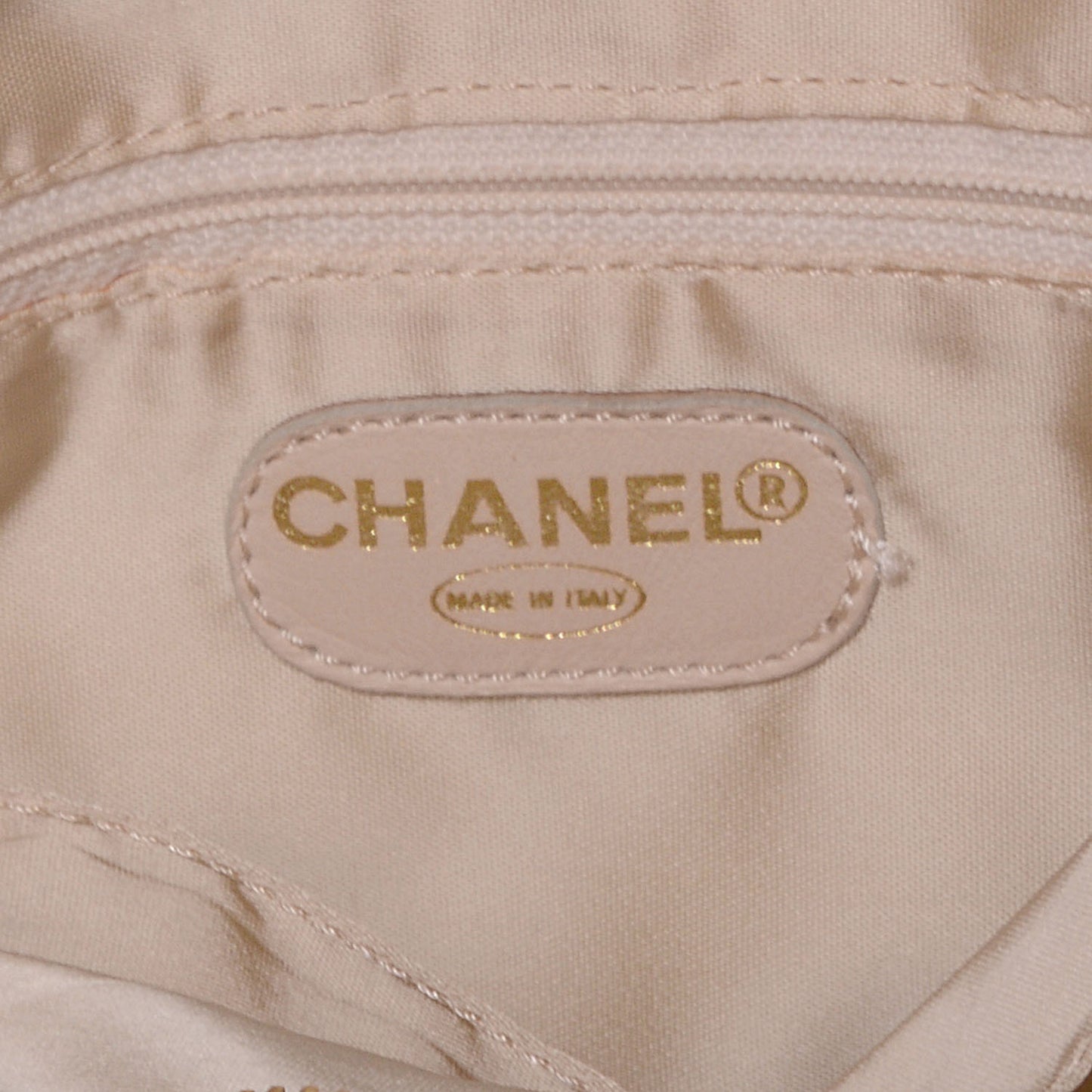 Caviar Shoulder Bag Light Beige