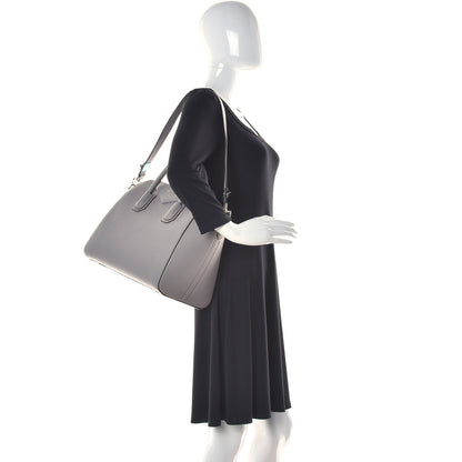 Givenchy Sugar Goatskin Medium Antigona Light Grey 2 of 17