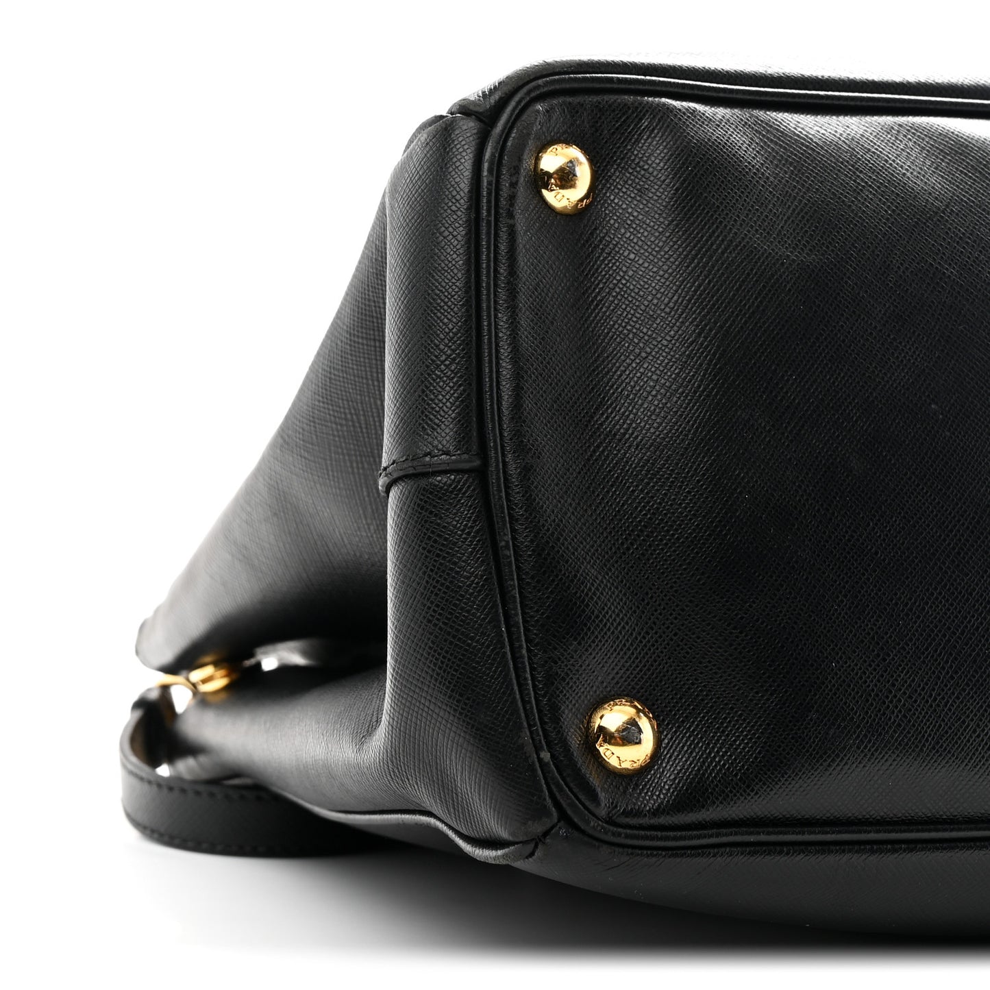 Saffiano Medium Galleria Double Zip Tote Black