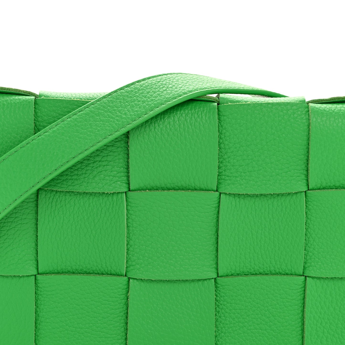 Grained Calfskin Maxi Intrecciato Cassette Crossbody Bag Parakeet