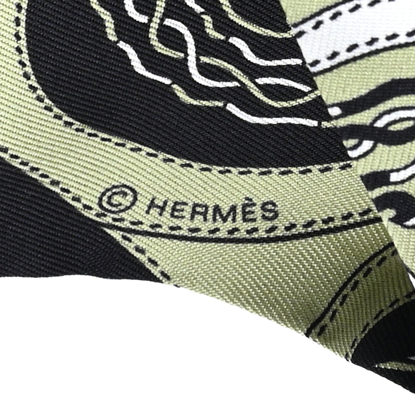 Silk Festival Des Amazones Twilly Pistachio Black White