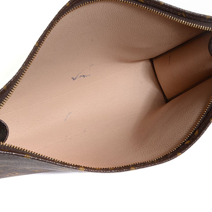 Louis Vuitton Monogram Toiletry Pouch 26 5 of 7