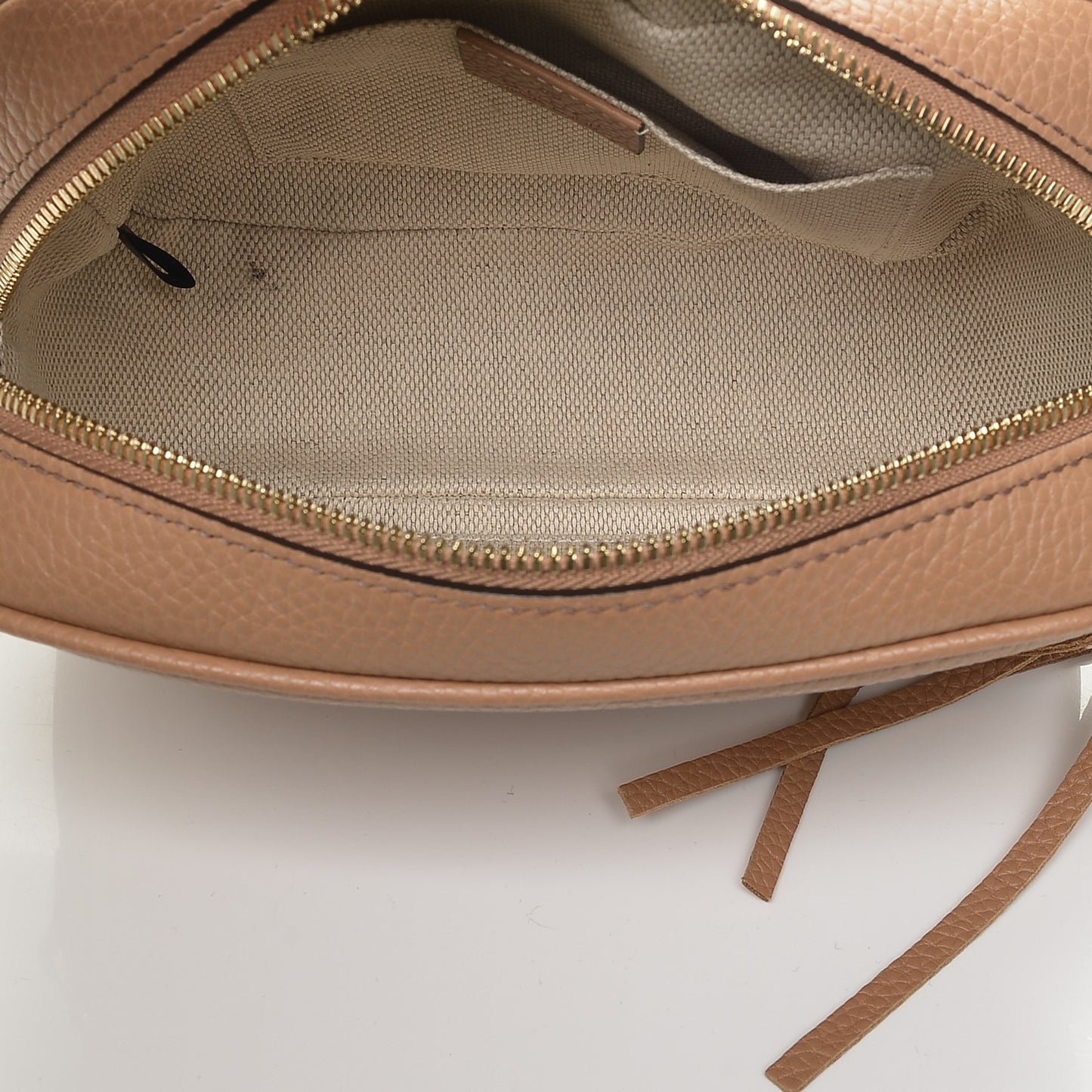 Pebbled Calfskin Small Soho Disco Bag Camelia