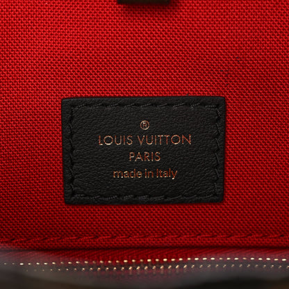 Louis Vuitton Reverse Monogram Giant Onthego MM 6 of 10