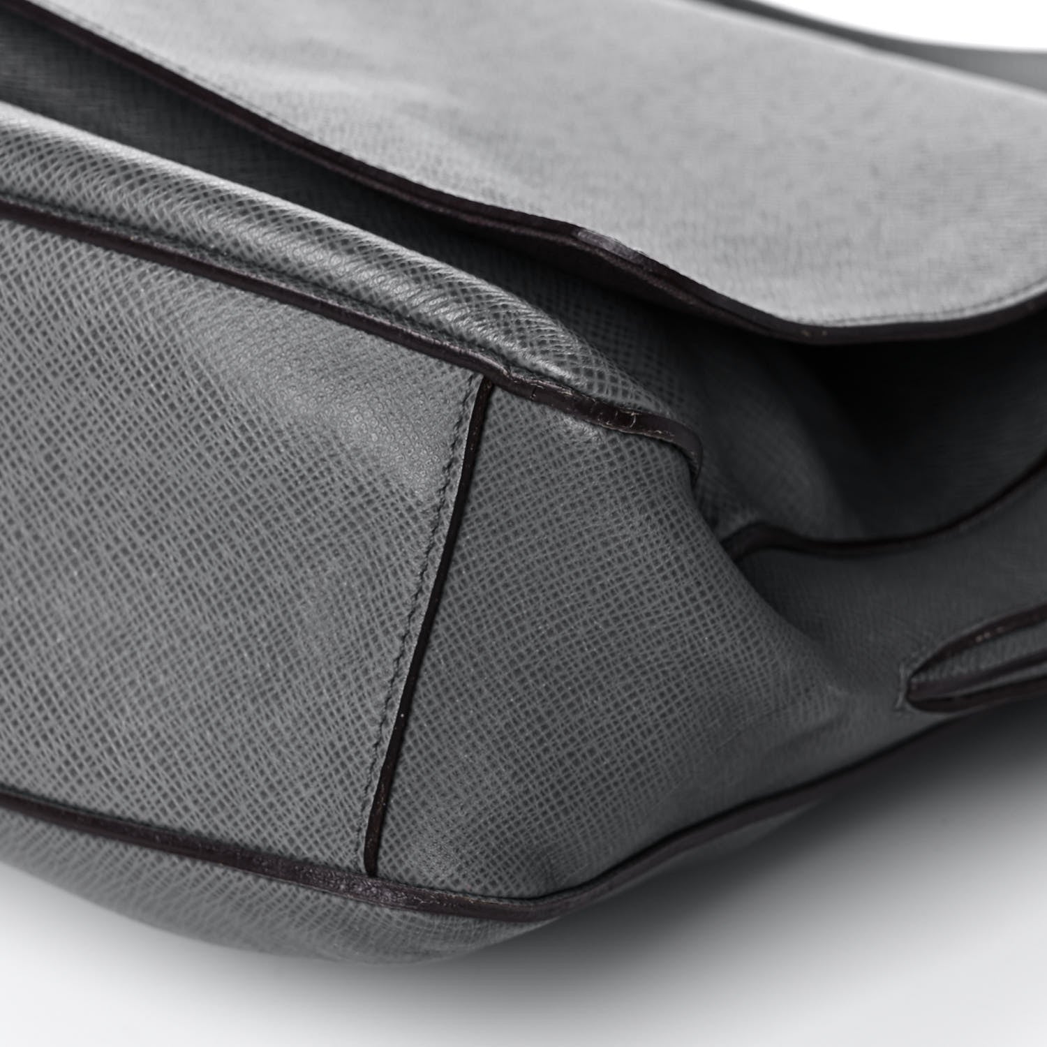 Louis Vuitton Taiga Roman PM Messenger Glacier 8 of 11