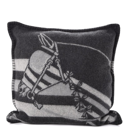 Hermes Wool Cashmere Couvertures Nouvelles Pillow Silex 1 of 6