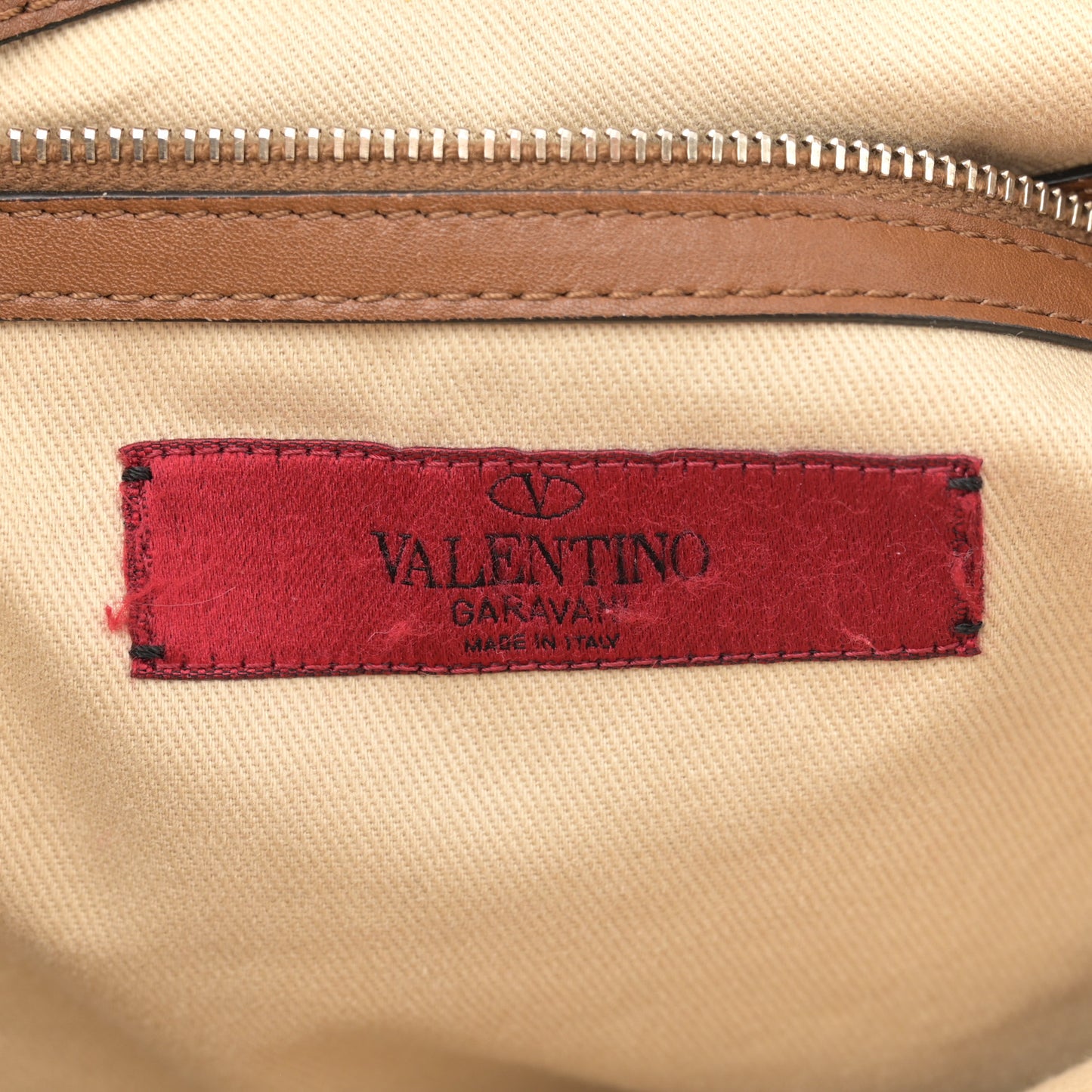 Vitello Rockstud Dome Satchel Deep Cuir