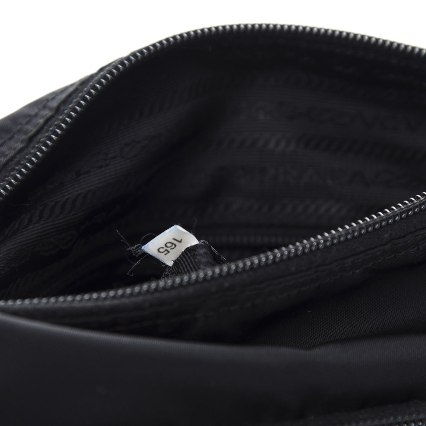 Nylon Vela Messenger Black