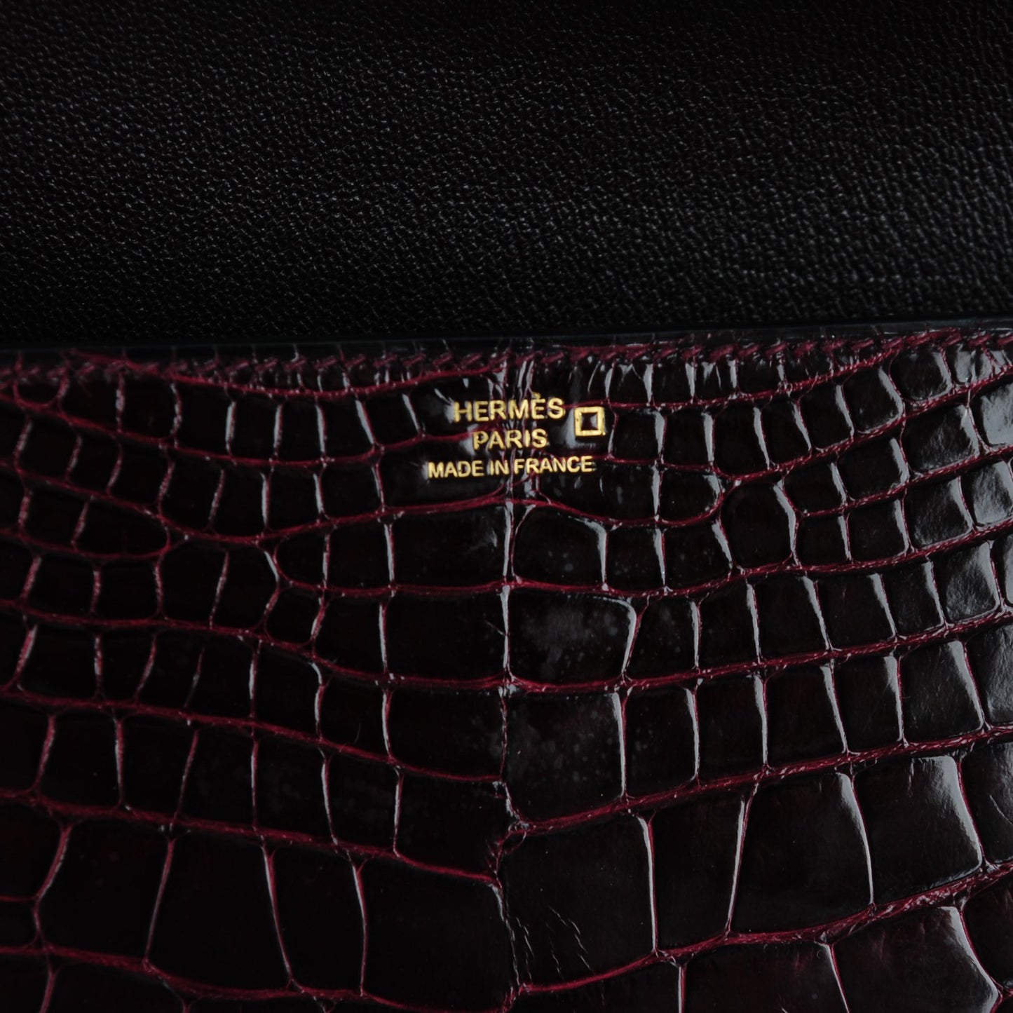 Shiny Alligator Medor Clutch 23 Bordeaux