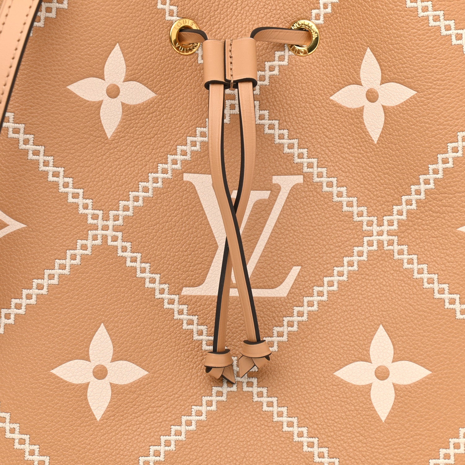 Louis Vuitton Empreinte Monogram Giant Broderies Neonoe MM Arizona 10 of 10
